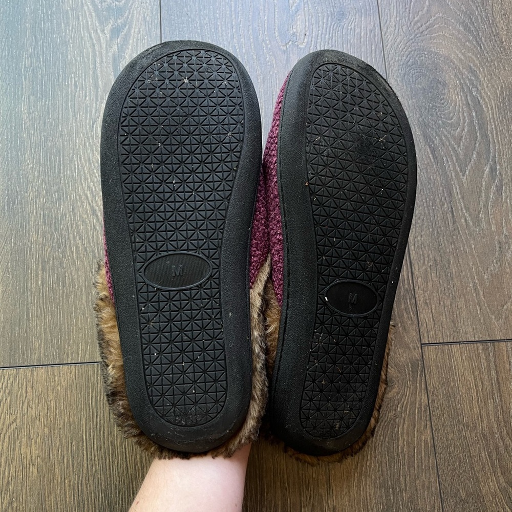 Totes Slippers - Picture 5 of 6